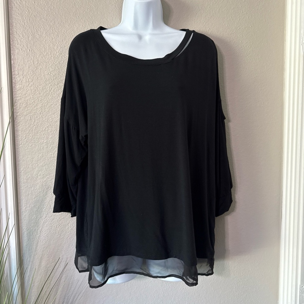 #669 Brittany Humble Black single cold shoulder blouse size large